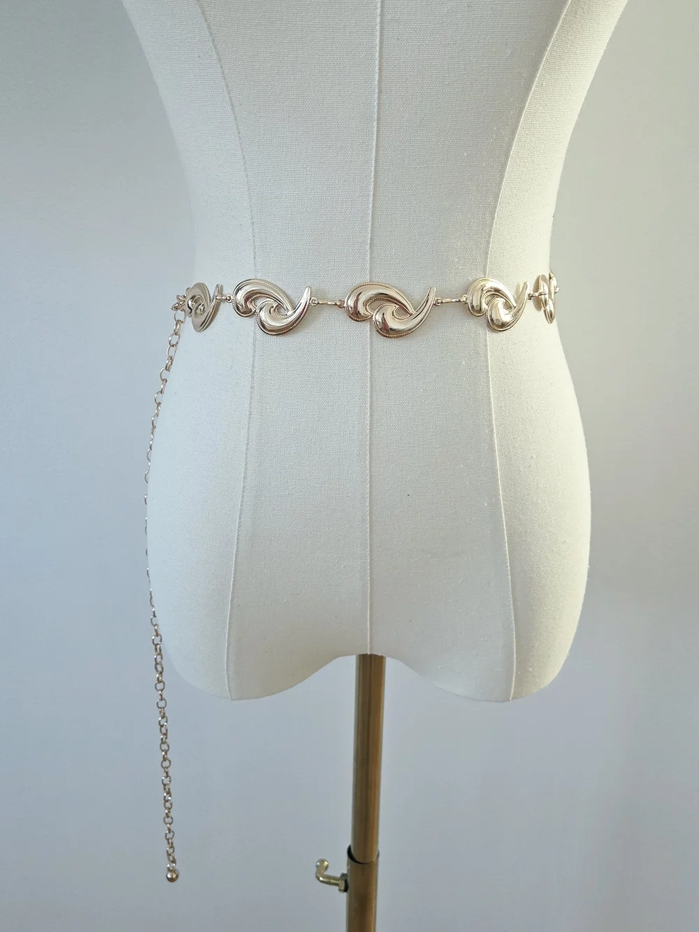 Gold Wave Chain Belt